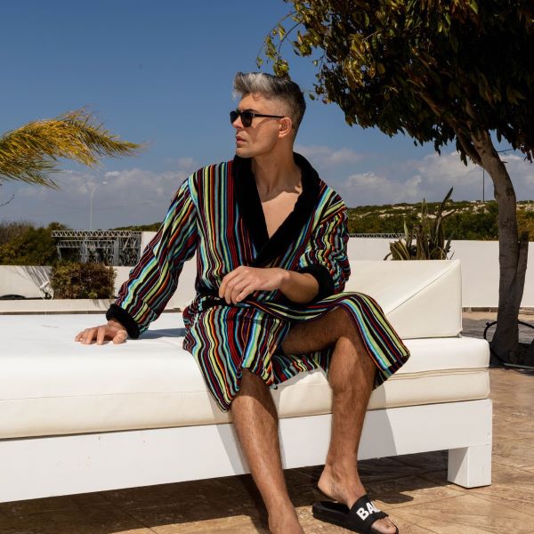 Choose a luxury bathrobe as a Father's Day gift