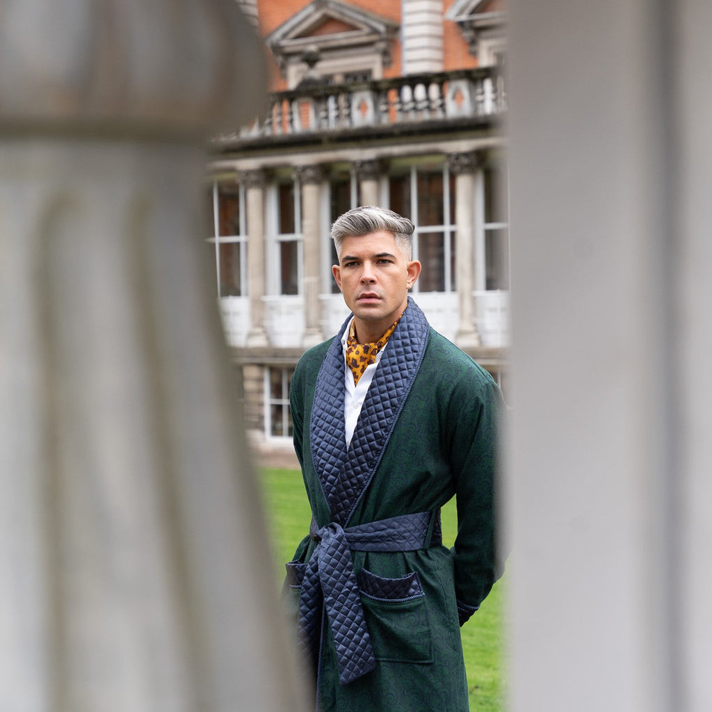 The Smoking Jacket: A Stylish Choice for Any Occasion