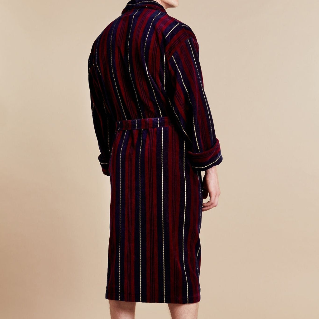 Why You Should Pack a Bathrobe for Your Hospital Stay