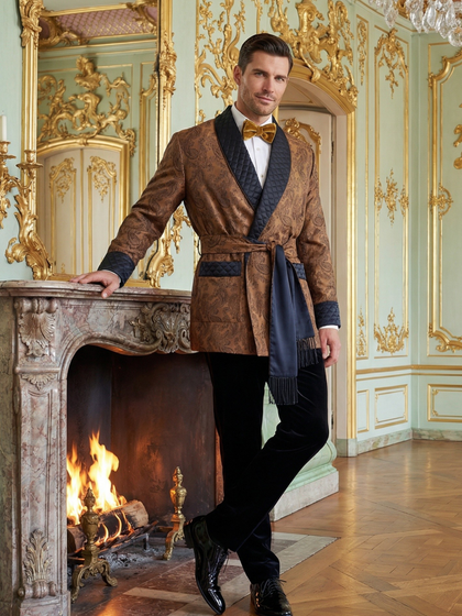 Midas Short Velvet Smoking Jacket in Gold