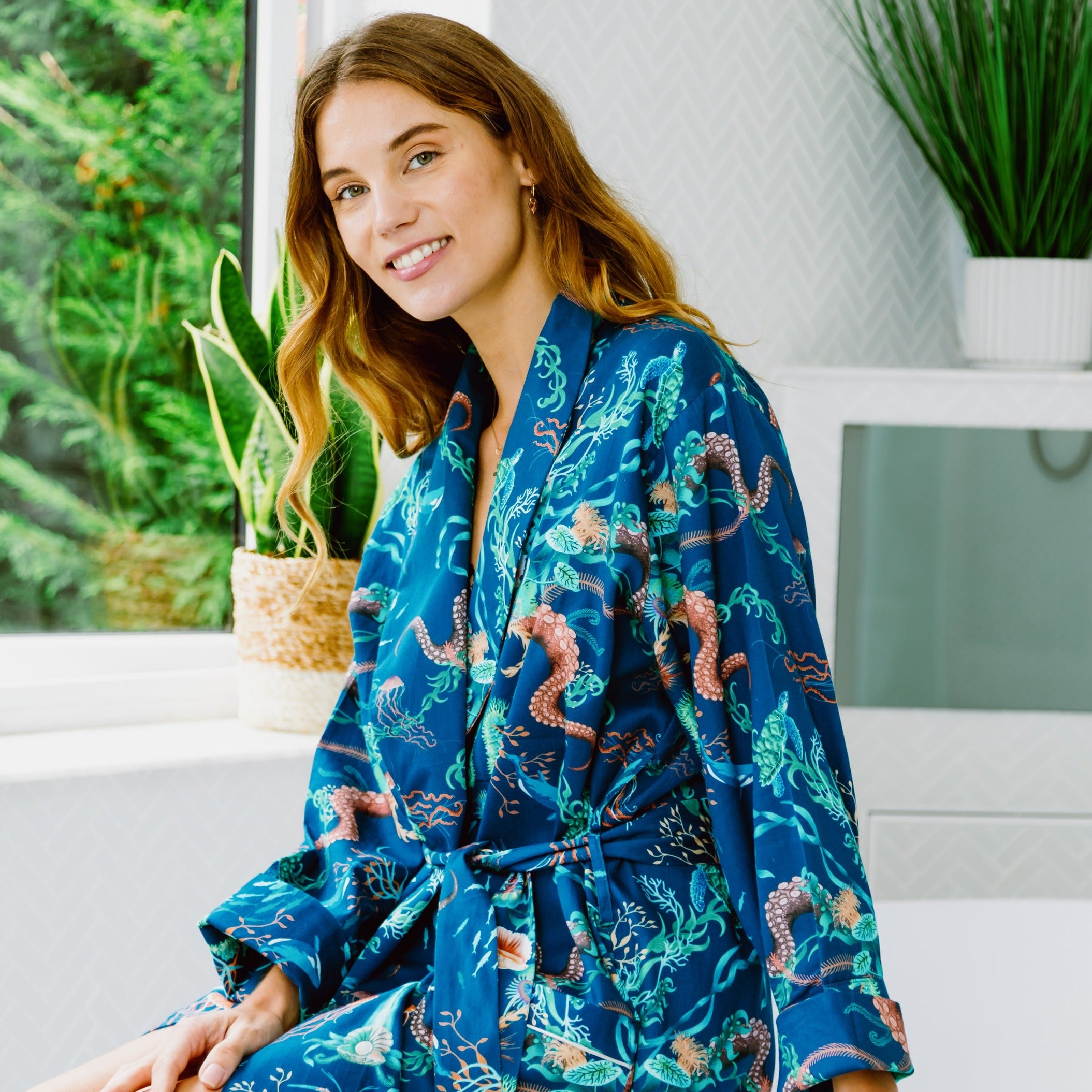 Beautiful Woman Robe Women's Robes Lightweight – Bown of London USA
